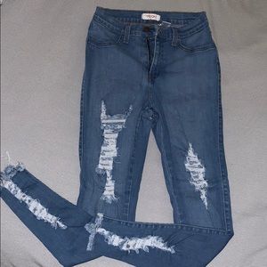 Light Wash Ripped Jeans